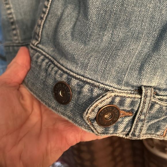 Eddie Bauer Denim jacket - Picture 6 of 8